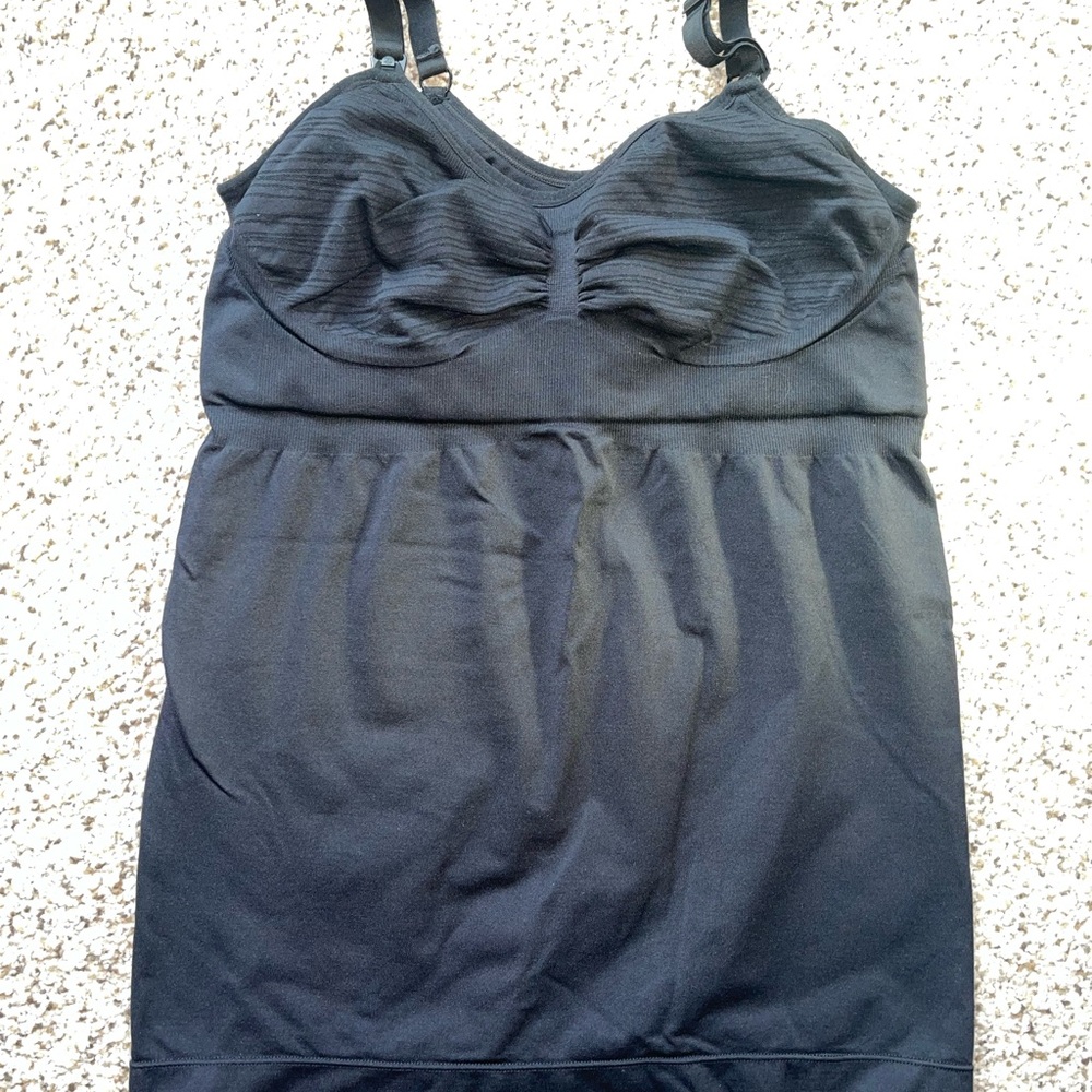 Kindred Bravely Sublime Hands-Free Pumping & Nursing Tank